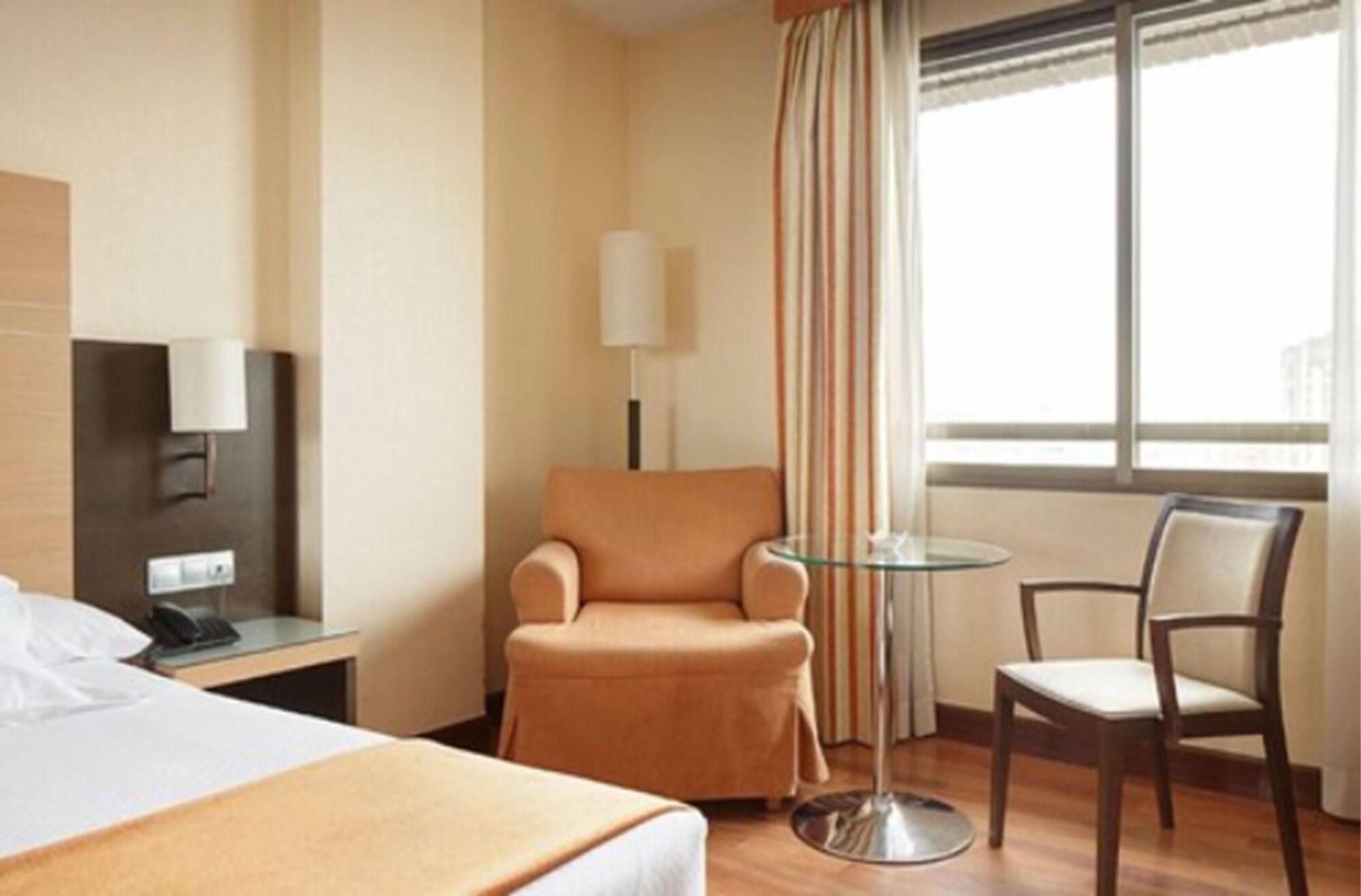 Hotel Blanca De Navarra Pamplona Eksteriør billede