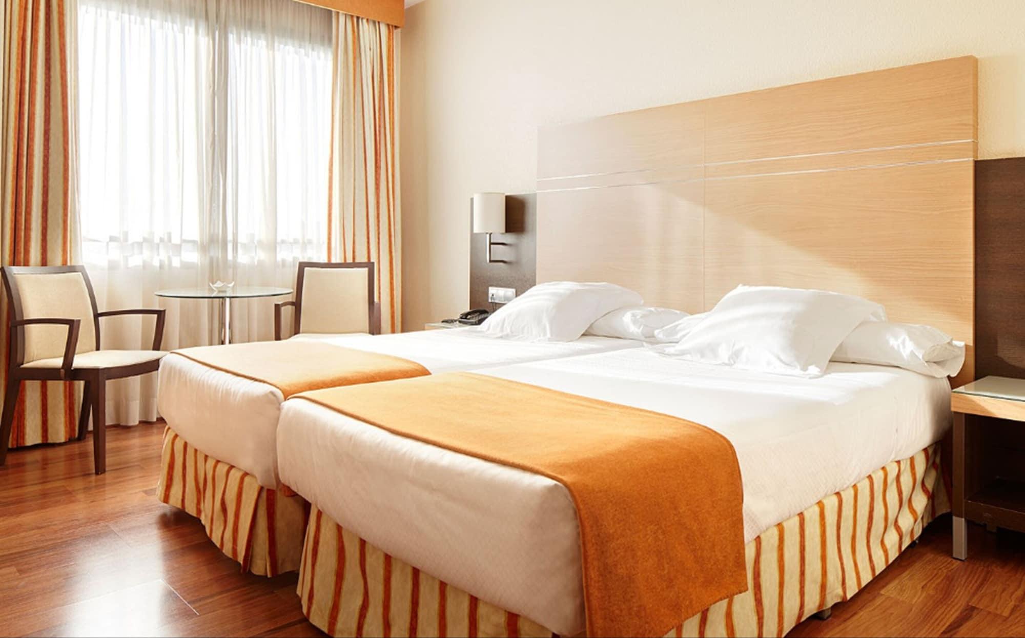 Hotel Blanca De Navarra Pamplona Eksteriør billede