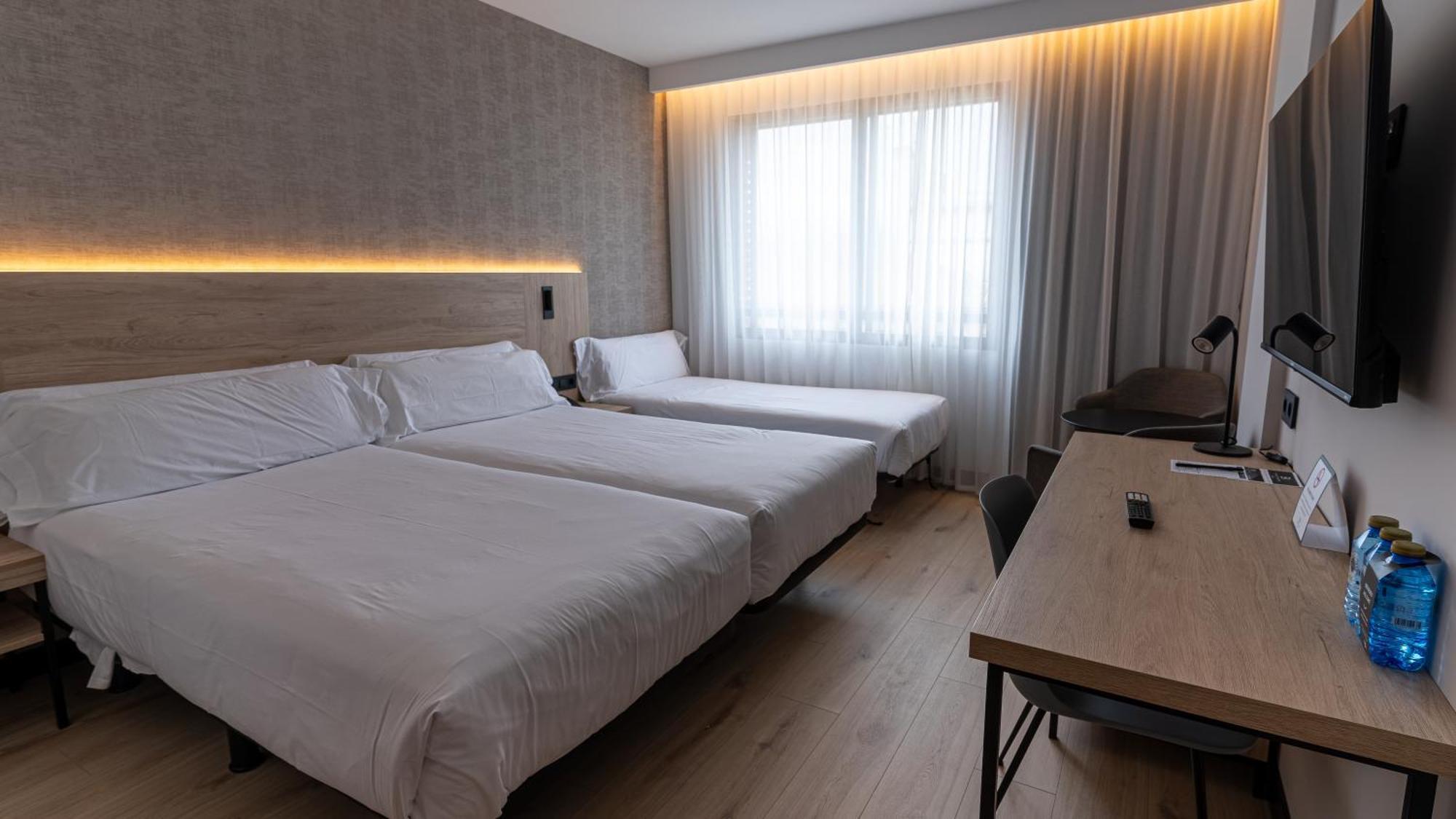 Hotel Blanca De Navarra Pamplona Eksteriør billede